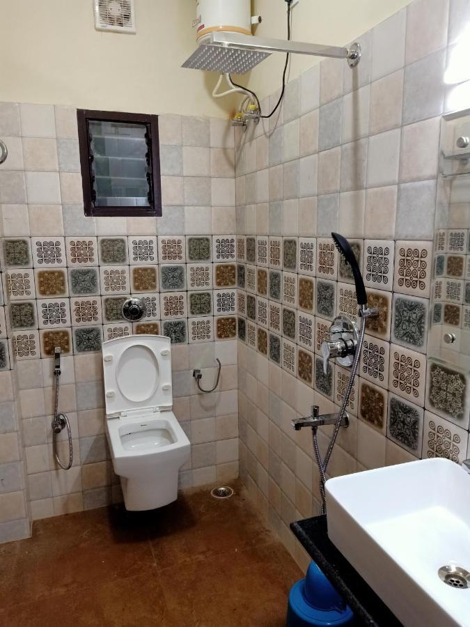 Viswamurti Resorts Chalsa Bagian luar foto