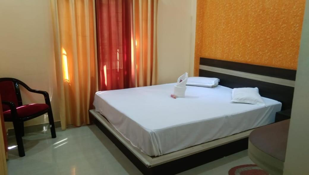 Viswamurti Resorts Chalsa Bagian luar foto